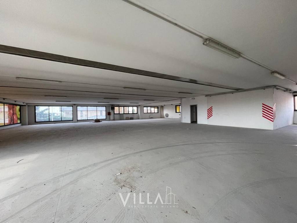 negozio in affitto a Busnago