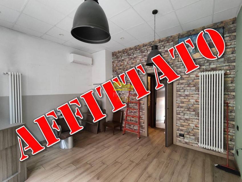 negozio in affitto a Busnago