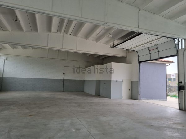 ufficio in affitto a Busnago