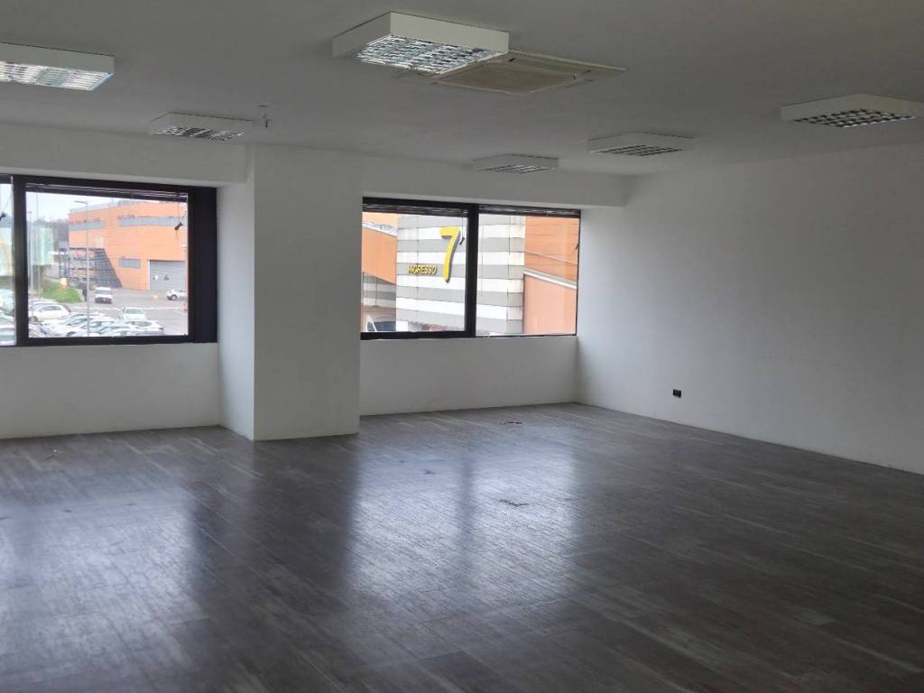 ufficio in affitto a Busnago