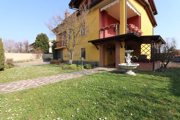 appartamento in affitto a Busnago