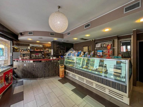 negozio in affitto a Busnago