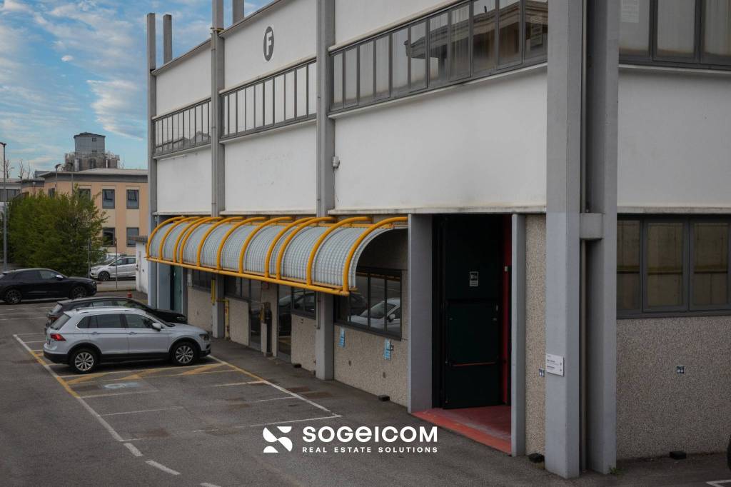 ufficio in affitto a Caponago