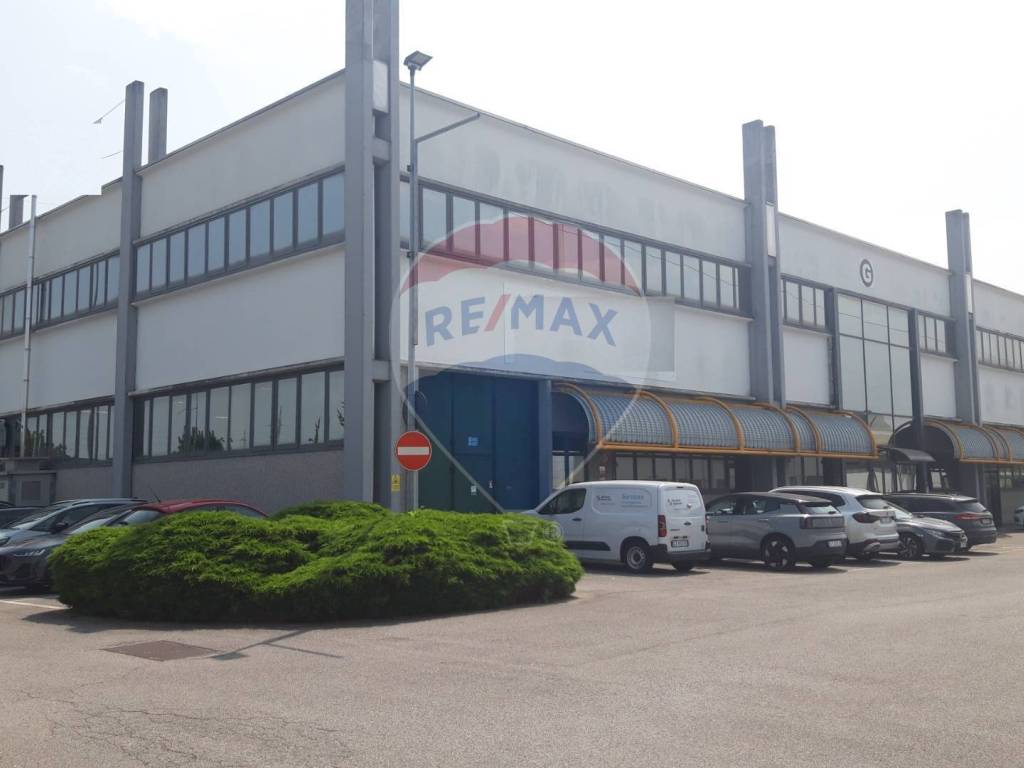 ufficio in affitto a Caponago