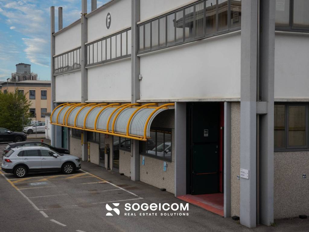 ufficio in affitto a Caponago