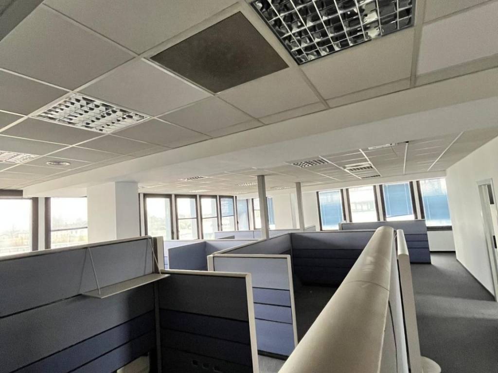ufficio in affitto a Caponago