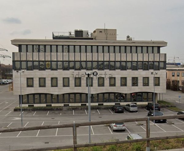 ufficio in affitto a Caponago