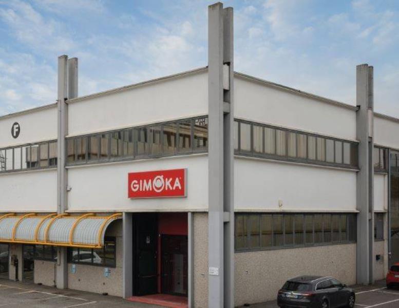 locale commerciale in affitto a Caponago