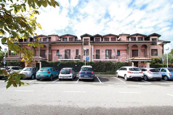 appartamento in affitto a Caponago