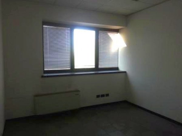 ufficio in affitto a Caponago