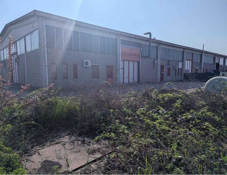 locale commerciale in affitto a Cornate d'Adda
