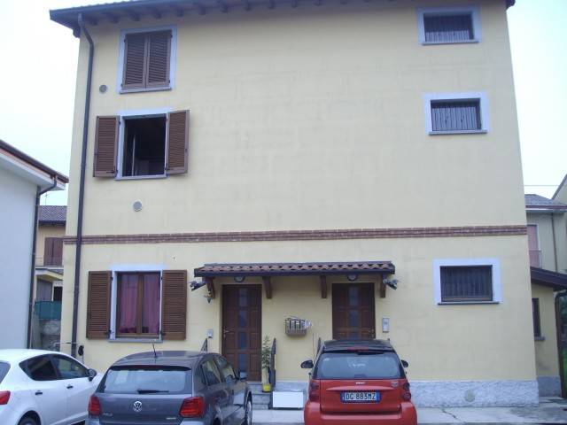 appartamento in affitto a Cornate d'Adda in zona Colnago
