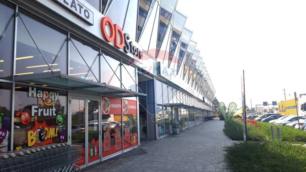 locale commerciale in affitto a Cornate d'Adda