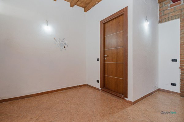 appartamento in affitto a Cornate d'Adda in zona Colnago