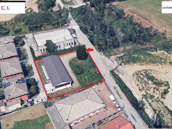 locale commerciale in affitto a Lentate sul Seveso