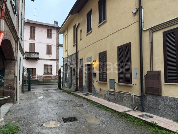 appartamento in affitto a Lentate sul Seveso in zona Camnago