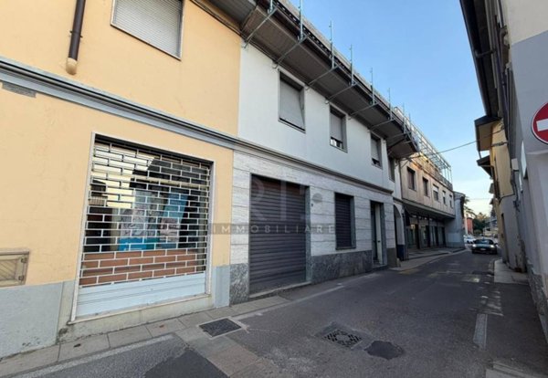negozio in affitto a Lentate sul Seveso