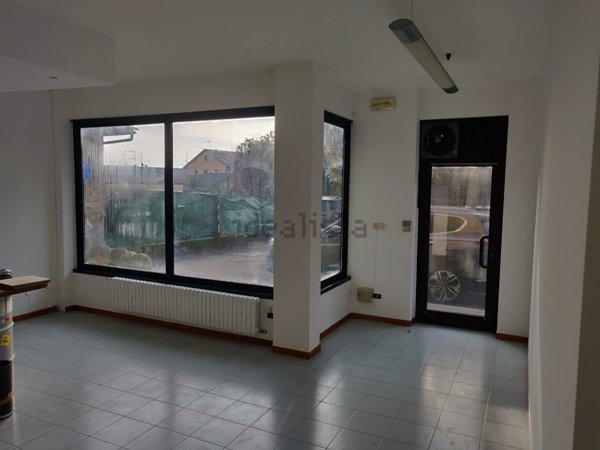 ufficio in affitto a Lentate sul Seveso