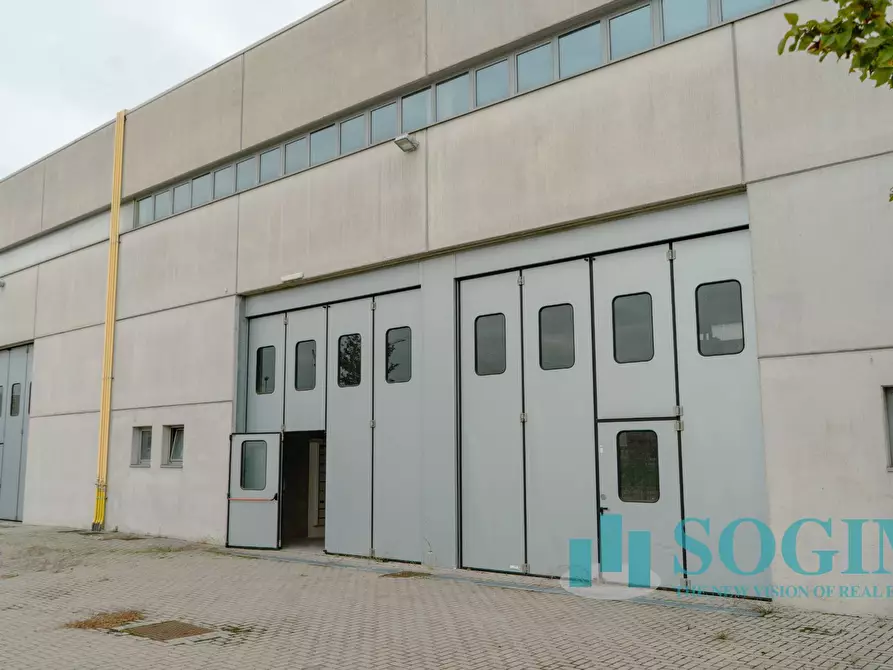 ufficio in affitto a Lentate sul Seveso in zona Copreno