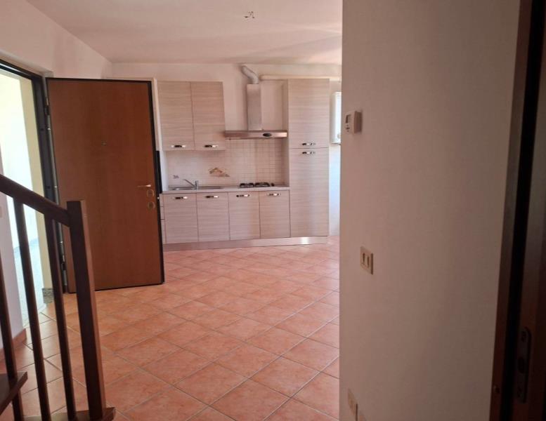 appartamento in affitto a Lentate sul Seveso
