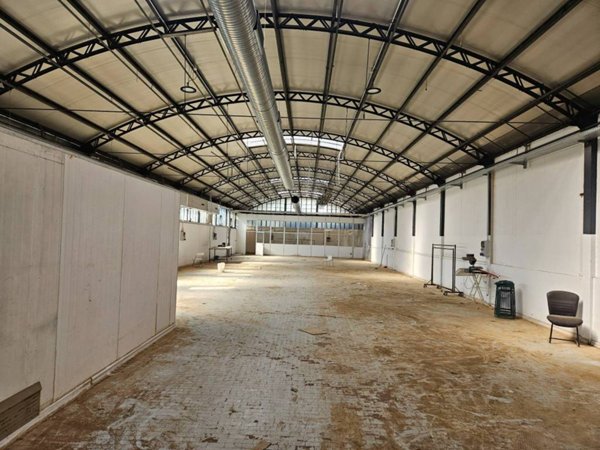 locale commerciale in affitto a Lentate sul Seveso in zona Mocchirolo