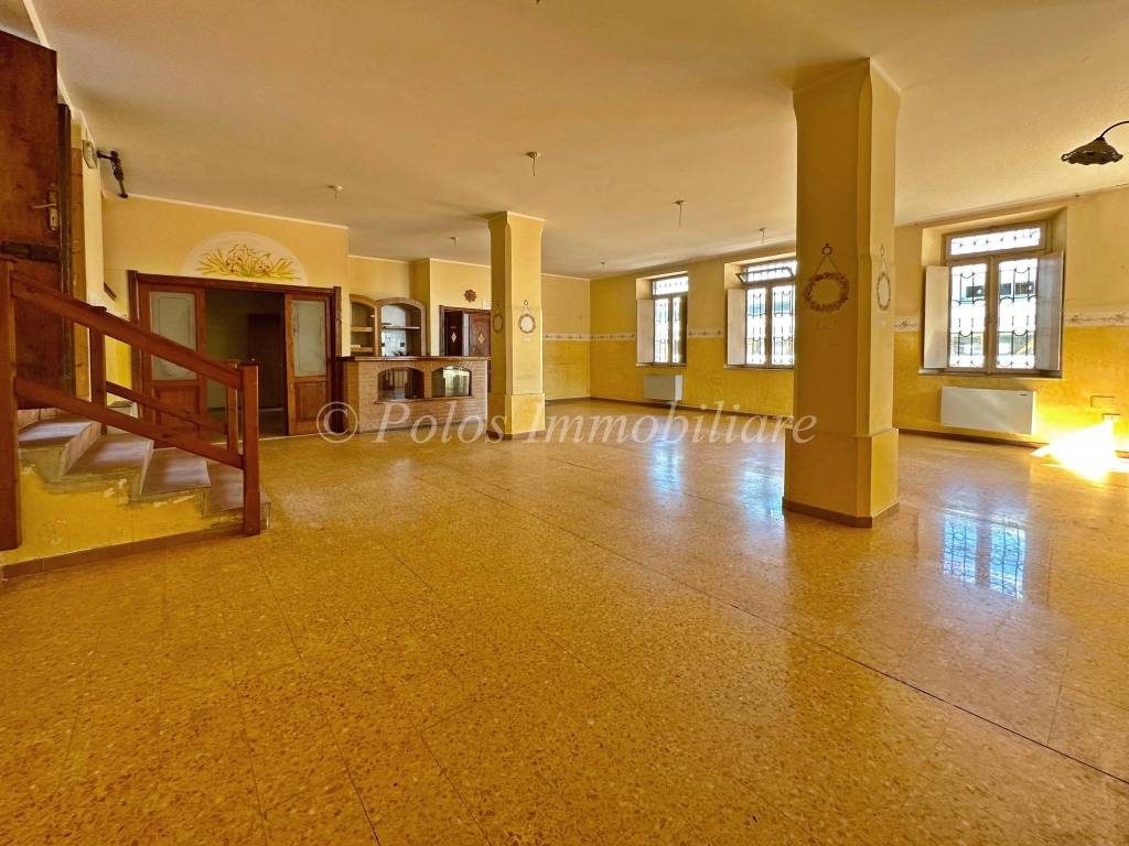 trivano in affitto a Fermo