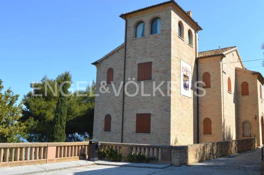 casa indipendente in affitto a Fermo in zona Torre di Palme