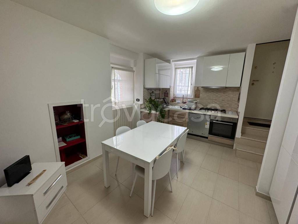 casa indipendente in affitto a Fermo in zona Camera