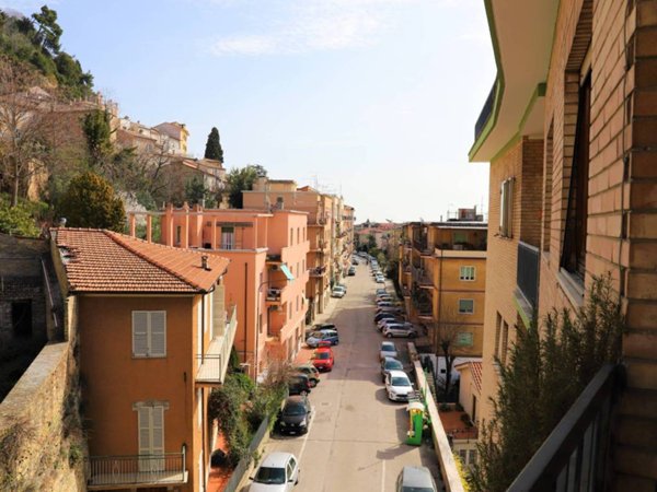 appartamento in affitto a Fermo in zona Camera