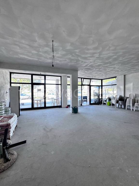 negozio in affitto a Grottazzolina