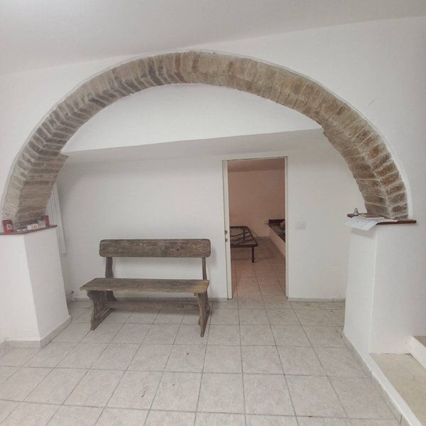 appartamento in affitto a Monsampietro Morico