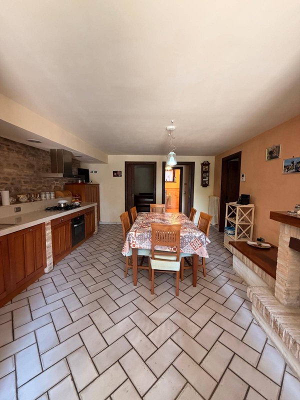 appartamento in affitto a Montegiorgio in zona Croce di via