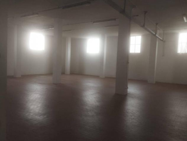 locale commerciale in affitto a Montegranaro