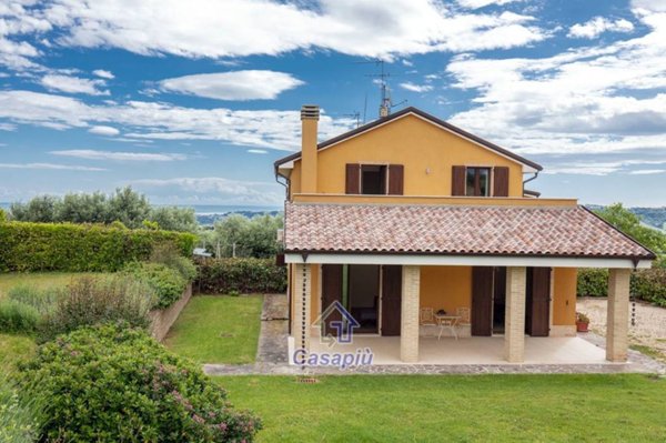 casa indipendente in affitto a Montegranaro
