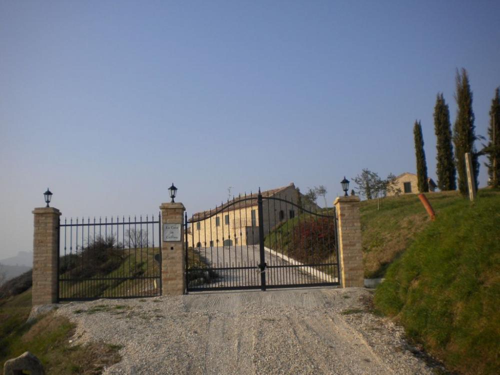 casa indipendente in affitto a Montelparo