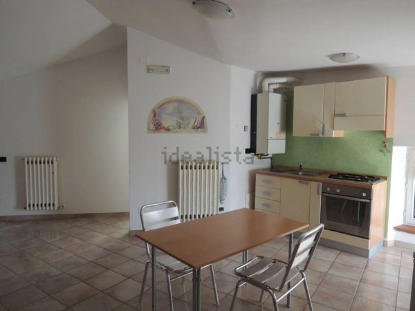 appartamento in affitto a Monte Urano