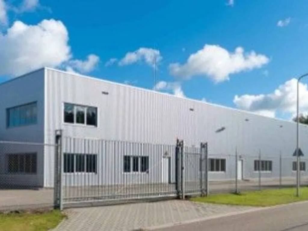 locale commerciale in affitto a Monte Urano