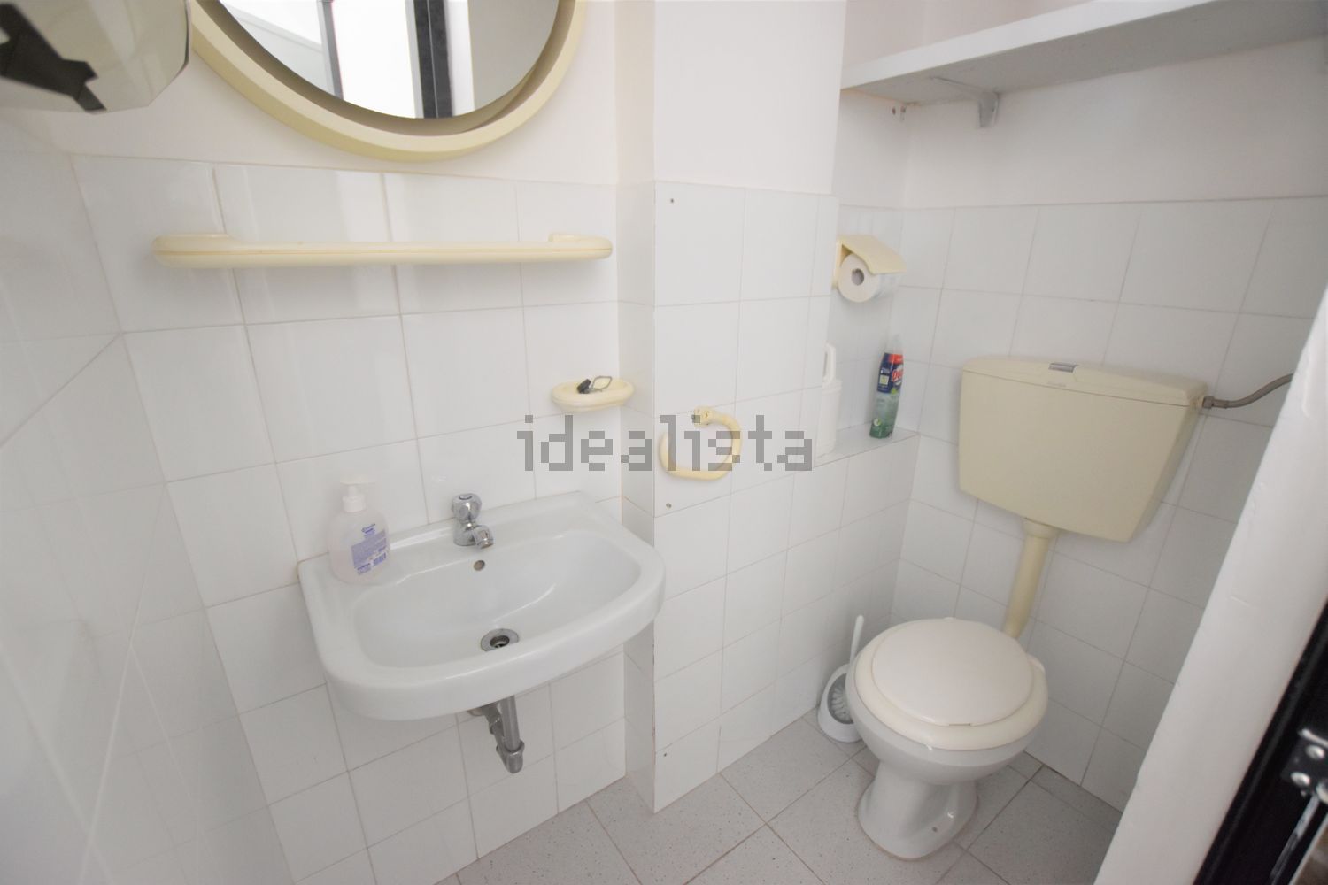 negozio in affitto a Porto San Giorgio