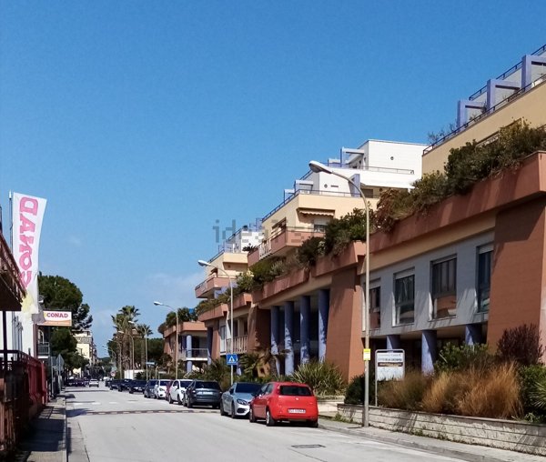 ufficio in affitto a Porto San Giorgio