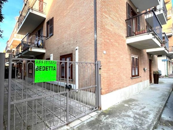 negozio in affitto a Porto San Giorgio