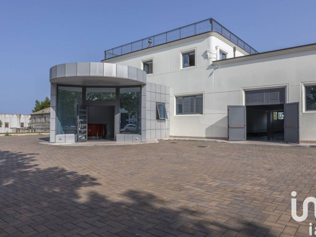 negozio in affitto a Porto Sant'Elpidio