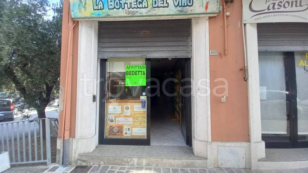 negozio in affitto a Porto Sant'Elpidio