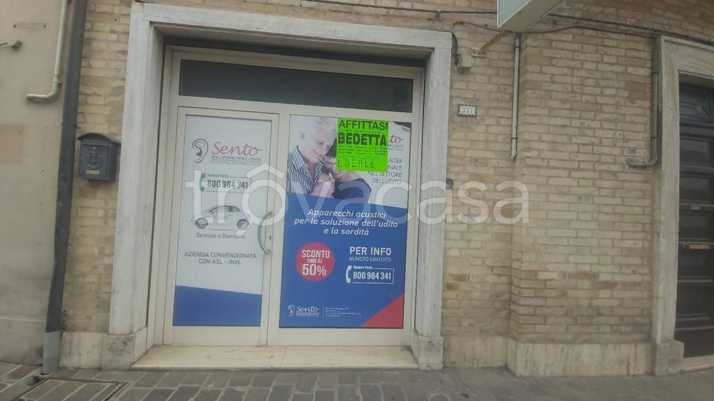 negozio in affitto a Porto Sant'Elpidio