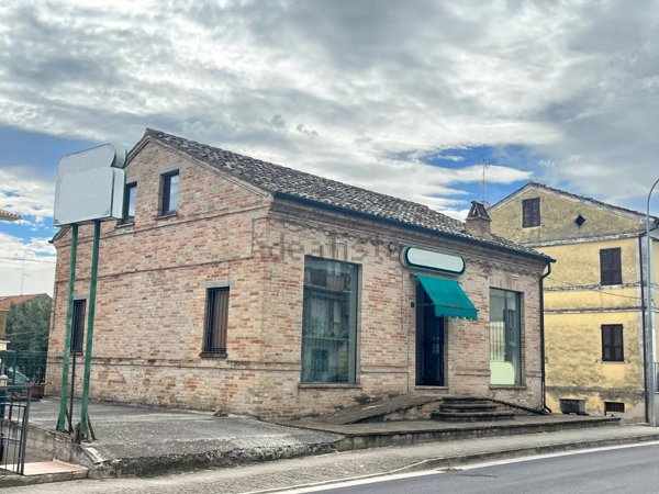 casa indipendente in affitto a Sant'Elpidio a Mare in zona Luce