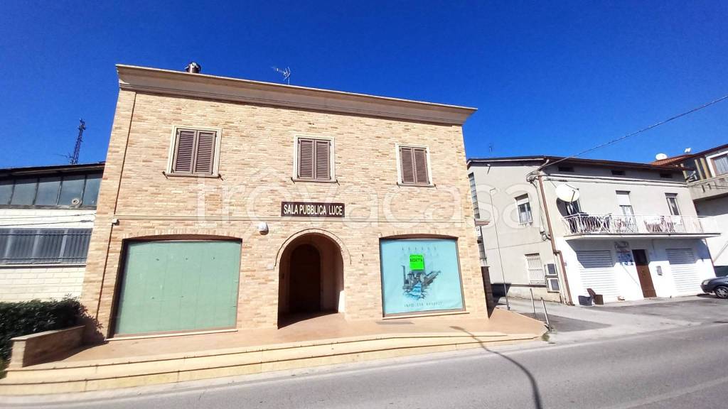 negozio in affitto a Sant'Elpidio a Mare in zona Cretarola