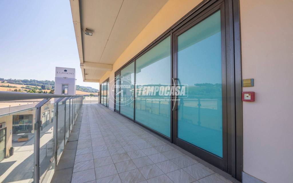 negozio in affitto a Sant'Elpidio a Mare