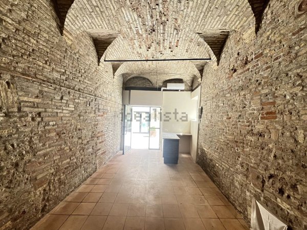 locale commerciale in affitto a Sant'Elpidio a Mare