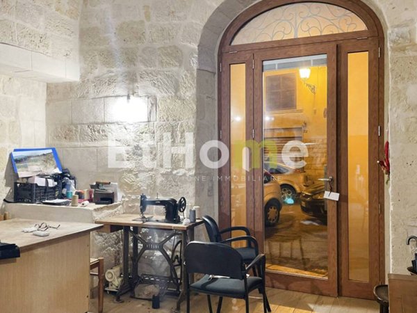 negozio in affitto ad Andria in zona Centro Storico