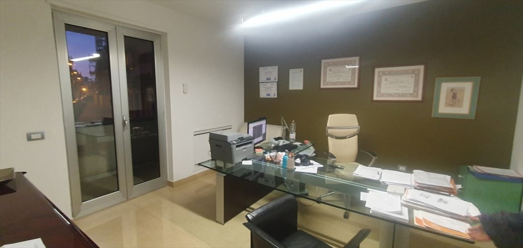 ufficio in vendita ad Andria