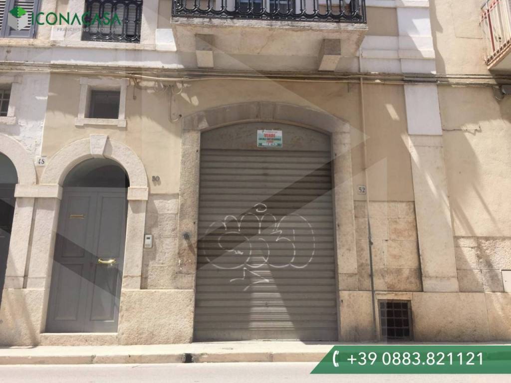 negozio in affitto ad Andria